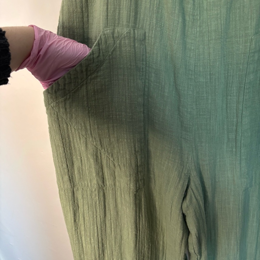 Billabong Stargazer 100% Cotton Jumpsuit, sage green, cropped leg, gauzy, XL - Picture 7 of 12